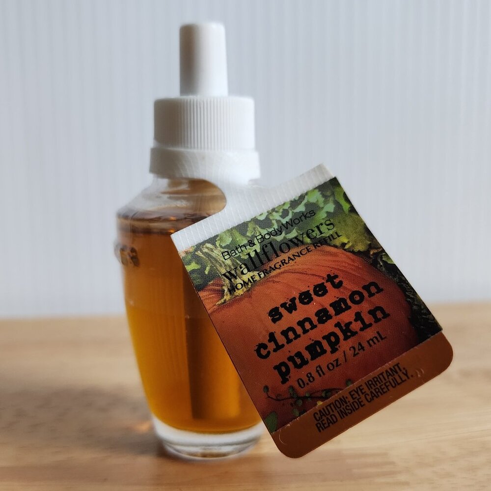 🎃 NWT Bath and Body Works, Single Wallflower Refill, Sweet Cinnamon Pumpkin 🎃